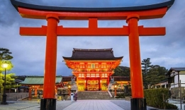 Fushimi Inari, Kjóto, Japonsko